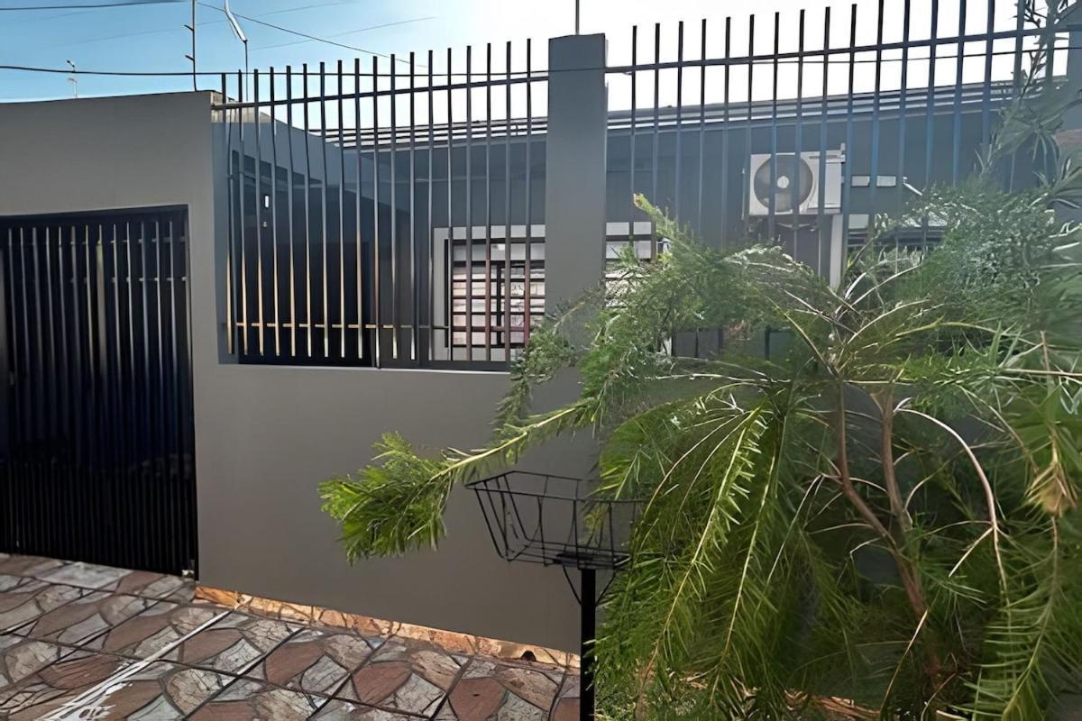 Casa Com Ar Condicionado Em Todos Os Quartos Villa Ourinhos Exterior photo